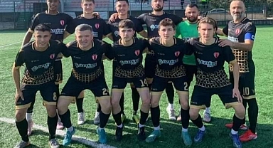 1977 Ballıcaspor, Sezonu 6-1'lik Farklı Galibiyetle Açtı