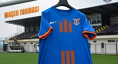 Eynesil Belediyespor, Efsane Çubuklu Forma ile Sapancaspor'u 2-1 yenerek moral depoladı