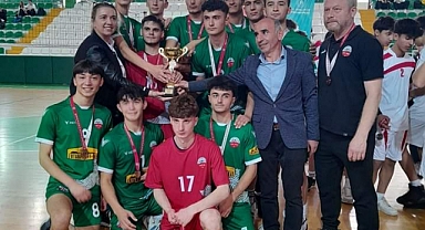 Giresun Spor Lisesi, Liseli Erkekler Voleybol İl Şampiyonu Olarak Taçlandırdı!