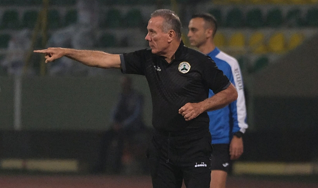 Giresunspor Antrenörü Mehmet Birinci, Oyuncularını Gururla Tebrik Etti!