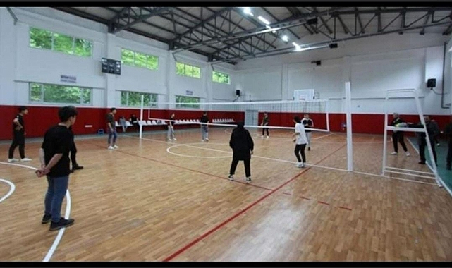 Yağlıdere'de Kamu Kurumları Arası Voleybol Turnuvası Heyecanı Başlıyor