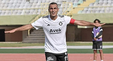 42 Yaşındaki Futbolcu Altayı Türkiye Kupasında bir üst Tura taşıdı