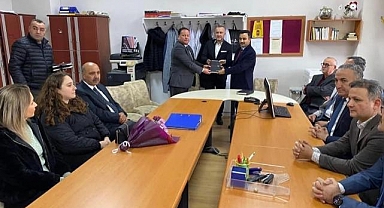 Başkan Emür'den 330 öğretmene mektup