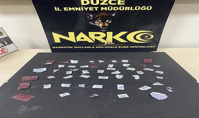 Uyuşturucuyla yakalanan yabancı uyruklu 2 zanlı tutuklandı