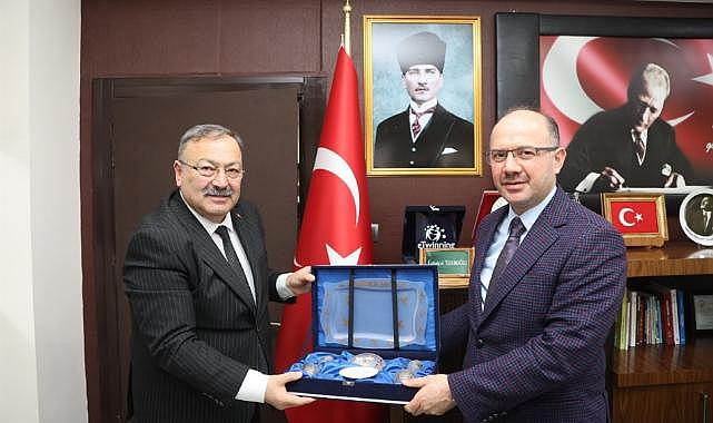 Vali Serdengeçti'den İl Milli Eğitim Müdürlüğü'ne ziyaret