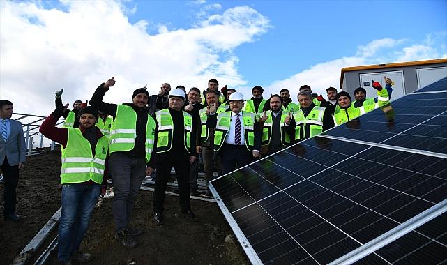 Güneş enerji santralinde panel montajları tamamlandı