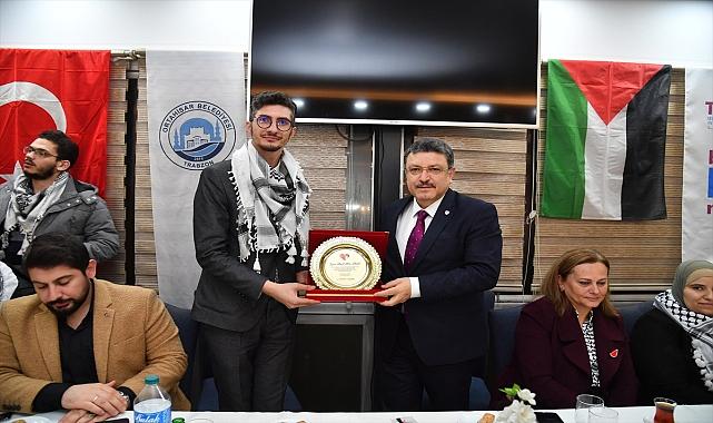 Başkan Genç, Filistinli öğrencilerle bir araya geldi