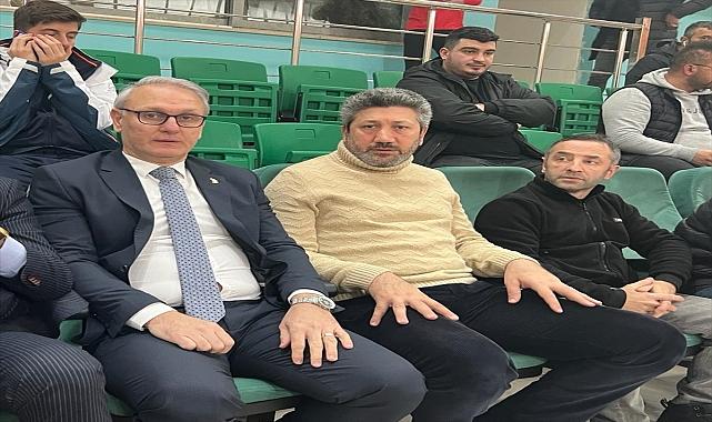 Hentbol Federasyonu Başkanı Uğur Kılıç, Rize Valisi Baydaş'ı ziyaret etti