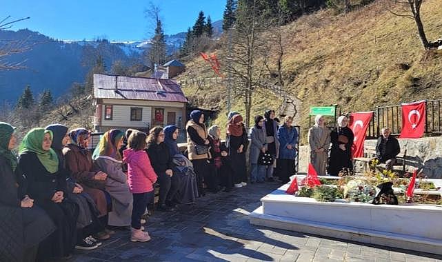 Öğrenciler, Şehit Eren Bülbül'ün kabrini ziyaret etti