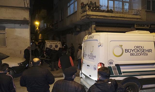 Yalnız yaşayan kişi evinde ölü bulundu