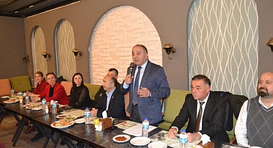 İYİ Parti’nin siyaset dışı bırakılan kadroları birleşti 