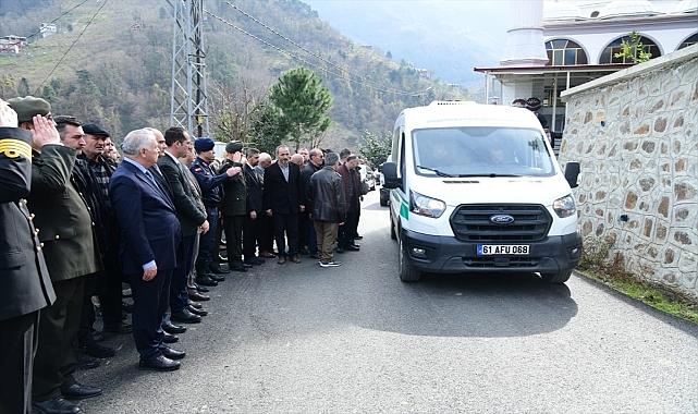 Kıbrıs gazisi Ahmet Kırcı, Trabzon'da son yolculuğuna uğurlandı