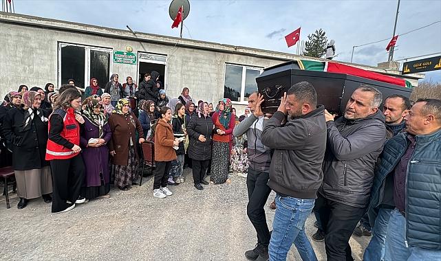Maden ocağındaki göçükte ölen işçinin cenazesi defnedildi