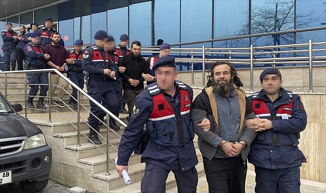 DEAŞ operasyonunda yakalanan şüphelilerden 4'ü tutuklandı