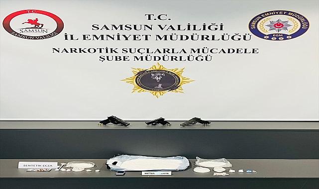 Otel odasında uyuşturucu satışı yapan şüpheliler yakalandı