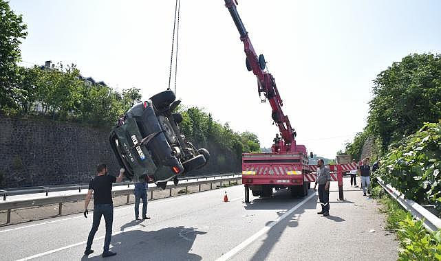 Giresun'da uçuruma yuvarlanan otomobildeki 3 kişi yaralandı