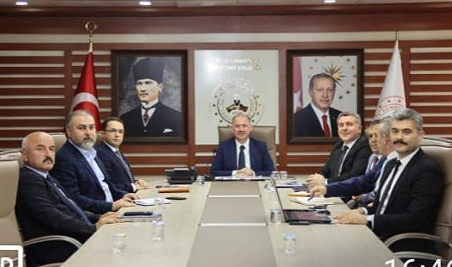 Karayolları Yatırımları Değerlendirme Toplantısı gerçekleşti