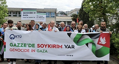 KTÜ'de İsrail'in Gazze'ye yönelik saldırıları protesto edildi