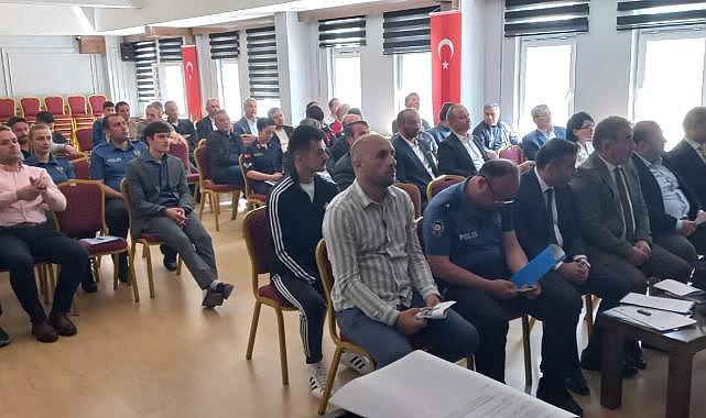 Yağlıdere'de muhtarlara seminer verildi