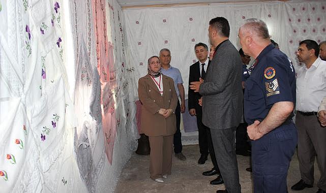 Giresun'da köyde düzenlenen kursta yıl sonu sergisi açıldı