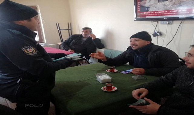 Artova'da polis ekipleri vatandaşları dolandırıcılık konusunda uyardı