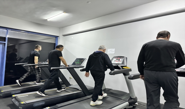 Düzce'de muhtarlar sporla zinde kalıyor