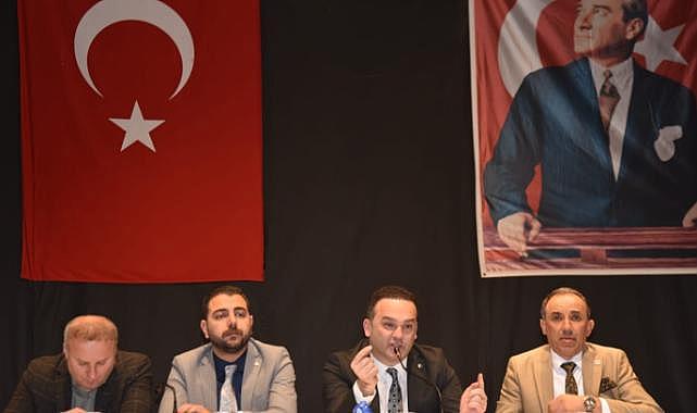 Başkan Dede, Aydınlıkevler Mahallesi'ni Ziyaret Etti