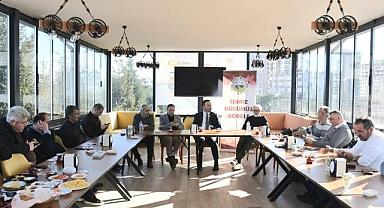 BAŞKAN DEDE, GAZETECİLERİ AĞIRLADI