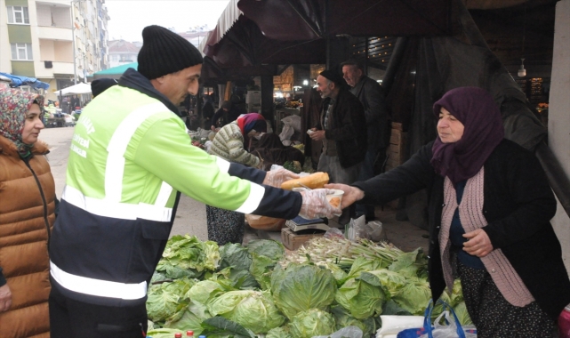 Boyabat'ta pazar esnafına çorba ikram edildi