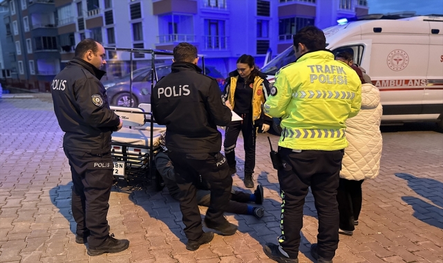 Gerze'de elektrikli motosikletin devrilmesi sonucu 1 kişi yaralandı