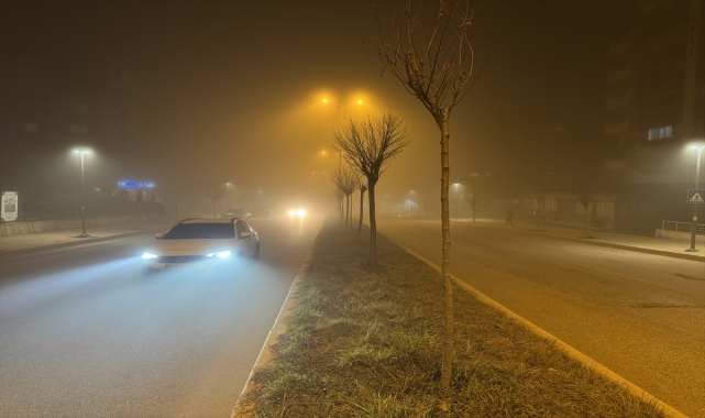 Kastamonu'da sis etkisini sürdürüyor