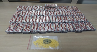 Kastamonu'da uyuşturucuyla yakalanan 3 kişiden 2'si tutuklandı