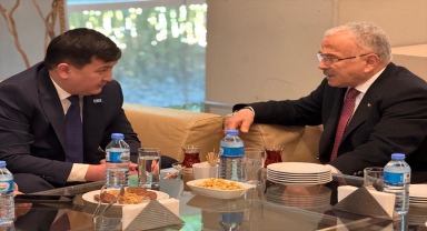 Ordu Büyükşehir Belediye Başkanı Güler ile Başkonsolos Amankul bir araya geldi