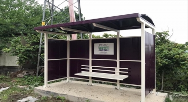 Ordu'da hükümlülerin ürettiği durakların montajı yapıldı