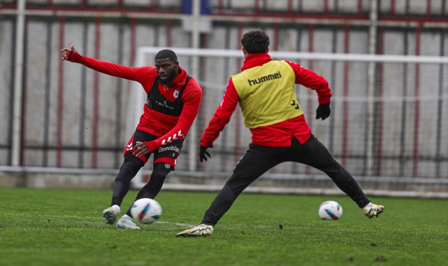 Reeder Samsunspor, Bellona Kayserispor maçının hazırlıklarına ara vermeden başladı
