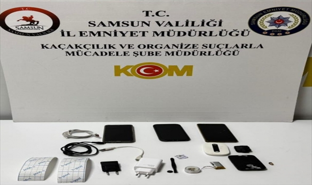 Samsun'da ehliyet sınavında usulsüzlük yapan 2 zanlı yakalandı