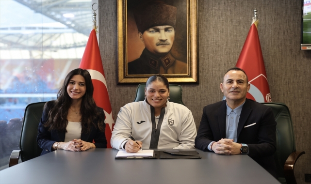 Trabzonspor Kulübü, milli boksör Havvanur Kethüda'yı renklerine bağladı