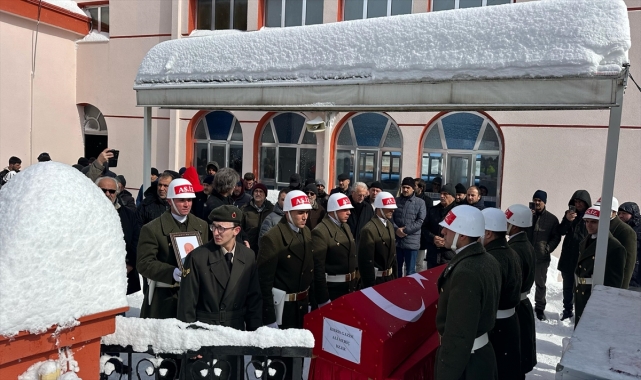19 Mayıs ilçesinde yol açma çalışmaları devam ediyor