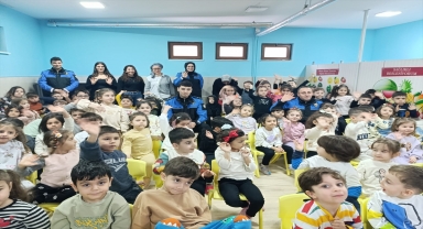 Amasya'da minik öğrencilere polislik mesleği tanıtıldı