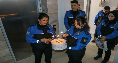 Amasya'da polisten özel birey Fatmanur'a doğum günü sürprizi