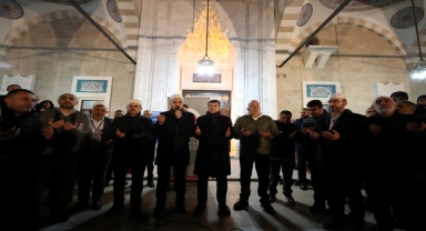 Amasya'da üniversiteli gençler umreye uğurlandı