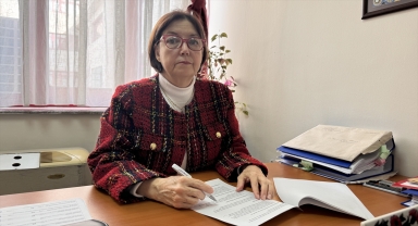 İki haftadan uzun süren sindirim sistemi şikayetleri yumurtalık kanseri habercisi olabilir