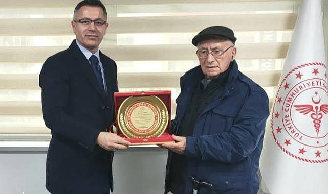 KAYMAKAM KOÇ' TAN, GİRSAN BAŞKANI CÜRGÜL' E TEŞEKKÜR PLAKETİ