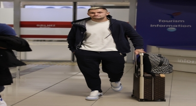 Oleksandr Zubkov, transfer görüşmeleri için Trabzon'a geldi 