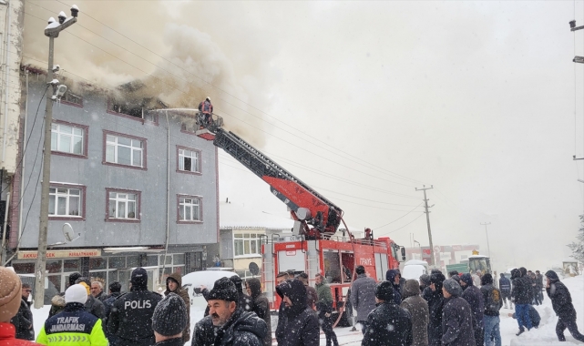 Ordu'da bir binanın çatı katında çıkan yangında maddi hasar oluştu