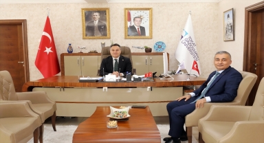 Sanayi ve Teknoloji İl Müdürü Ardahanlıoğlu'ndan Rektör Yılmaz'a ziyaret