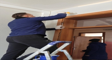 Tonya'da öğretmenler fen laboratuvarının bakımını yaptı