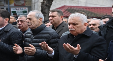 Trabzonspor'un eski futbolcusu Ali Kemal Denizci'nin vefat eden kardeşi toprağa verildi