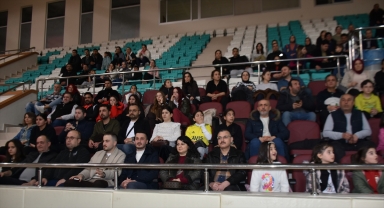 Boyabat'ta Kadınlar Günü Voleybol Turnuvası sonuçlandı