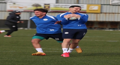 Çaykur Rizesporlu futbolcu Samet Akaydin'dan Antalyaspor maçı değerlendirmesi: